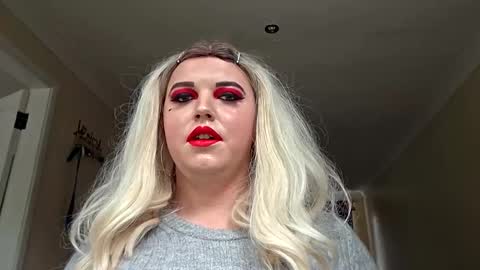 gemmaquinzel online show from 10/18/25, 11:11