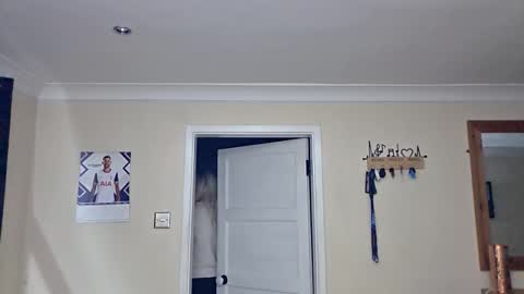 gemmaquinzel online show from 11/18/25, 04:33