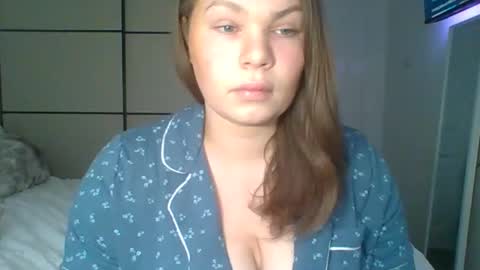 Snapshot of gemmarmalade chatting on 05/16/26, 06:32 GEMMARMALADE online show from 05/16/26, 06:32