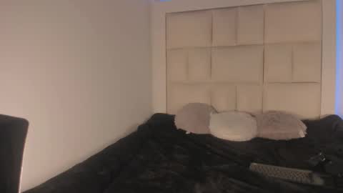 Genesis online show from 12/19/25, 04:52