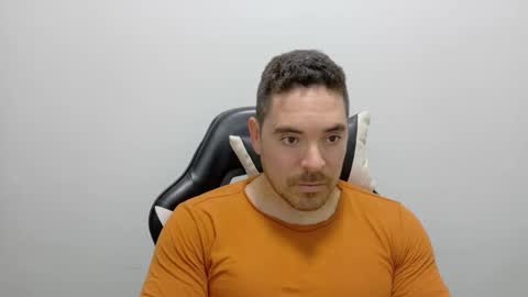 genesis_wb online show from 10/25/25, 10:48