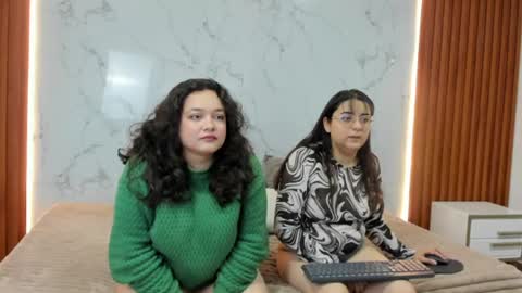Snapshot of genesis_y_moon chatting on 07/15/26, 11:59 genesis_y_moon online show from 07/15/26, 11:59