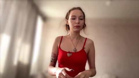 Emmi online show from 09/30/25, 08:19