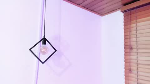 Snapshot of gennesis_love chatting on 11/26/25, 05:41 Sofia online show from 11/26/25, 05:41