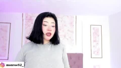 Snapshot of gennesis_love chatting on 04/22/26, 02:58 Sofia online show from 04/22/26, 02:58