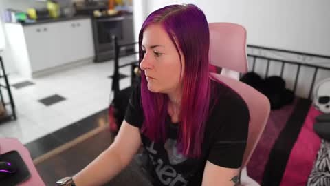 Genny Rock   and  online show from 02/18/25, 03:10