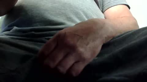 Snapshot of gent063 chatting on 09/30/25, 12:10 gent063 online show from 09/30/25, 12:10