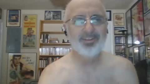 Snapshot of gentcallr chatting on 03/21/26, 10:53 Steve online show from 03/21/26, 10:53