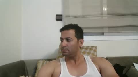 Snapshot of genteldevil chatting on 12/18/24, 10:24 genteldevil online show from 12/18/24, 10:24