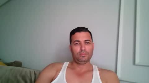 Snapshot of genteldevil chatting on 09/29/25, 09:25 genteldevil online show from 09/29/25, 09:25