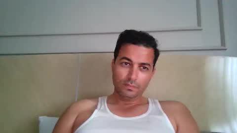 Snapshot of genteldevil chatting on 10/30/25, 07:54 genteldevil online show from 10/30/25, 07:54