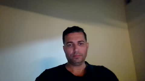 Snapshot of genteldevil chatting on 11/08/25, 10:41 genteldevil online show from 11/08/25, 10:41