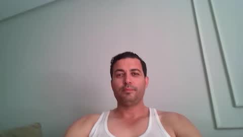 Snapshot of genteldevil chatting on 04/30/26, 01:17 genteldevil online show from 04/30/26, 01:17