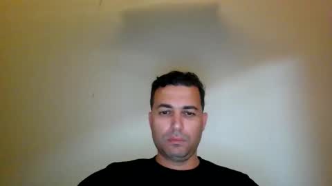 Snapshot of genteldevil chatting on 05/10/26, 01:44 genteldevil online show from 05/10/26, 01:44