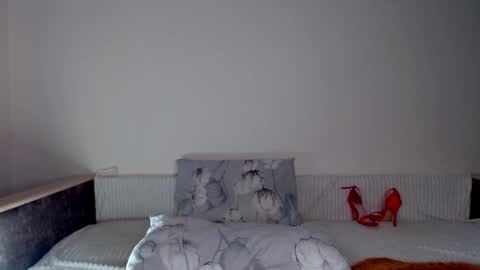 Chrisa online show from 02/25/25, 03:16