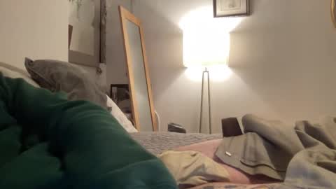 Snapshot of gentle_stranger chatting on 02/05/25, 08:25 Gentle Stranger online show from 02/05/25, 08:25