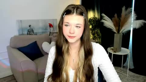 Snapshot of gentltease chatting on 05/04/26, 04:19 Alice online show from 05/04/26, 04:19