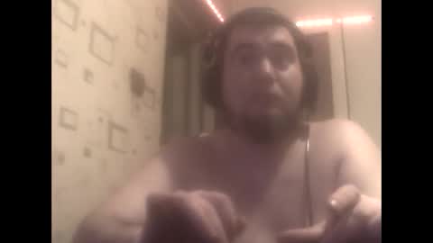 Snapshot of george84xxx chatting on 02/02/25, 11:42 GeOOXXX online show from 02/02/25, 11:42