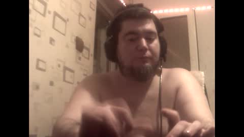 Snapshot of george84xxx chatting on 03/10/25, 02:17 GeOOXXX online show from 03/10/25, 02:17