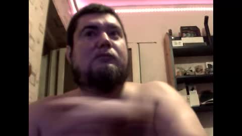 Snapshot of george84xxx chatting on 09/22/25, 06:32 GeOOXXX online show from 09/22/25, 06:32