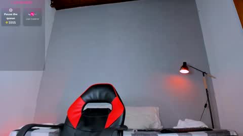 Snapshot of george_cams1 chatting on 10/29/25, 04:48 Jorge online show from 10/29/25, 04:48