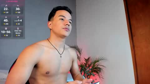 Snapshot of george_cams1 chatting on 02/16/26, 03:02 Jorge online show from 02/16/26, 03:02