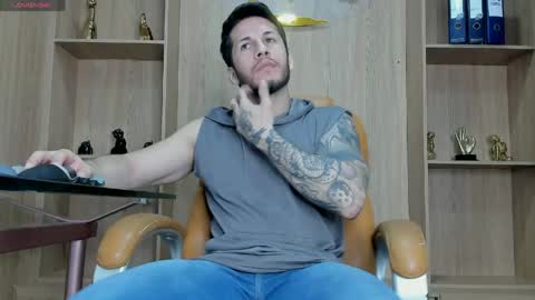 Snapshot of george_diesell_ chatting on 05/28/26, 04:32 George online show from 05/28/26, 04:32