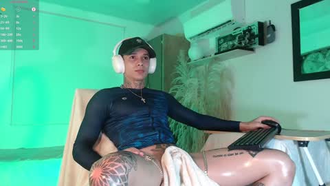 Snapshot of george_prince2 chatting on 12/01/24, 11:47 independent model online show from 12/01/24, 11:47