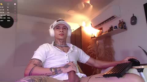 Snapshot of george_prince2 chatting on 12/06/24, 03:52 independent model online show from 12/06/24, 03:52