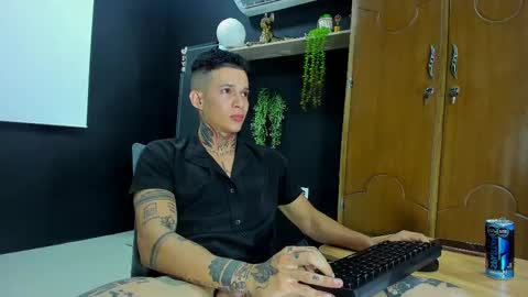 Snapshot of george_prince2 chatting on 02/14/25, 05:51 independent model online show from 02/14/25, 05:51