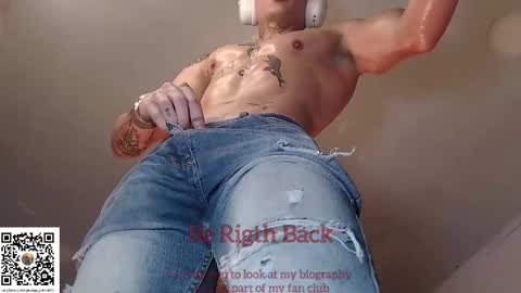 Snapshot of george_prince2 chatting on 02/19/25, 02:33 independent model online show from 02/19/25, 02:33