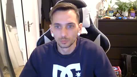 georgek0011 online show from 03/18/26, 12:58