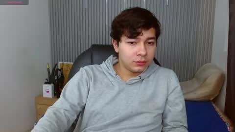 Snapshot of georgesmith_1 chatting on 06/14/26, 04:03 GEORGE online show from 06/14/26, 04:03