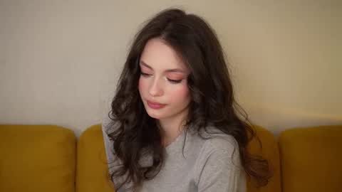 georgiamorandi online show from 11/26/25, 09:10