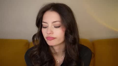 georgiamorandi online show from 11/28/25, 11:02