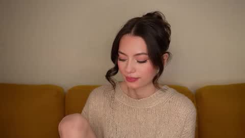 georgiamorandi online show from 11/30/25, 09:24