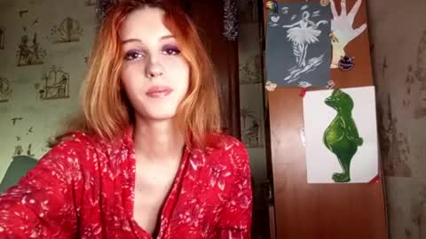 Snapshot of georgianahaeussler chatting on 05/21/26, 04:25 Ellie online show from 05/21/26, 04:25