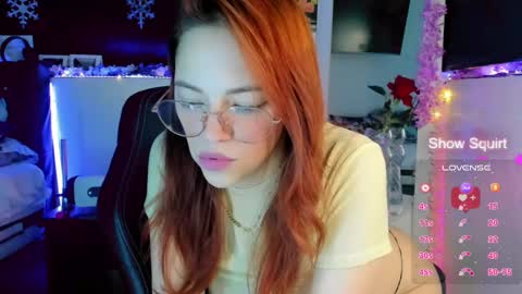 georgina_moschino online show from 01/15/25, 02:38