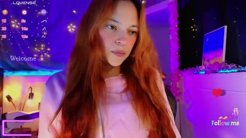 georgina_moschino online show from 09/29/25, 11:31