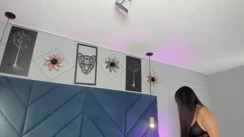 Georgina  online show from 12/17/25, 11:05