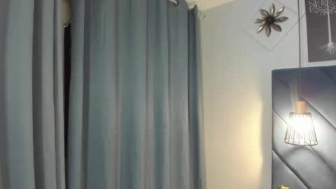 Snapshot of georgina_sensuelle chatting on 04/30/26, 10:43 Georgina online show from 04/30/26, 10:43