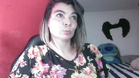 Snapshot of georginadoll1 chatting on 05/06/26, 02:19 Georgina online show from 05/06/26, 02:19