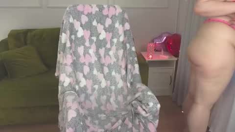 Georginia online show from 02/14/25, 01:40