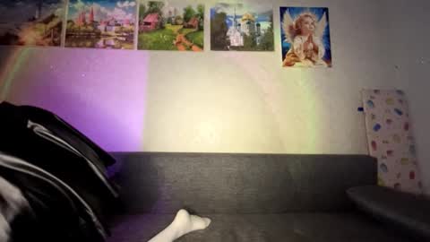 Amelia online show from 10/10/25, 08:30