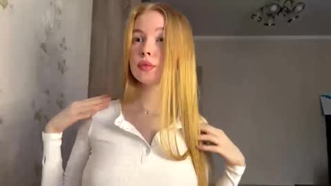 Amelia online show from 10/18/25, 08:59