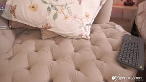 germaine_jones online show from 09/18/25, 06:32