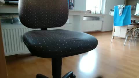 Snapshot of germanandy71 chatting on 09/18/25, 07:21 germanandy71 online show from 09/18/25, 07:21