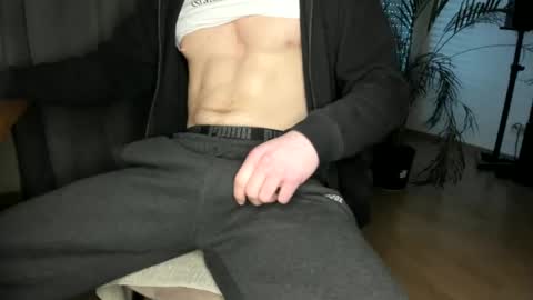 germanmike1997 online show from 01/28/25, 01:27