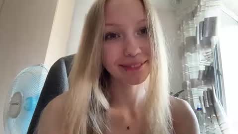 Sophie online show from 07/24/26, 07:28