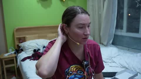 Anna online show from 09/12/25, 12:05